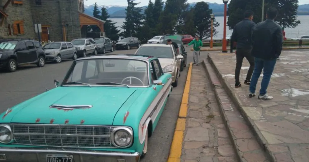 Tercer encuentro de autos, motos y amigos