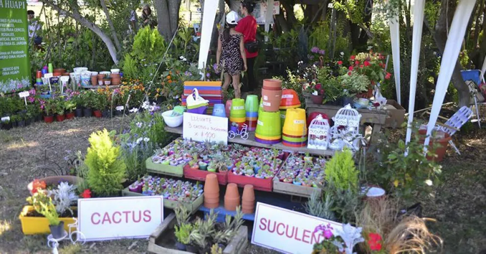 Viveristas locales estarán presentes en la muestra de la Expo Rural Bariloche 2019