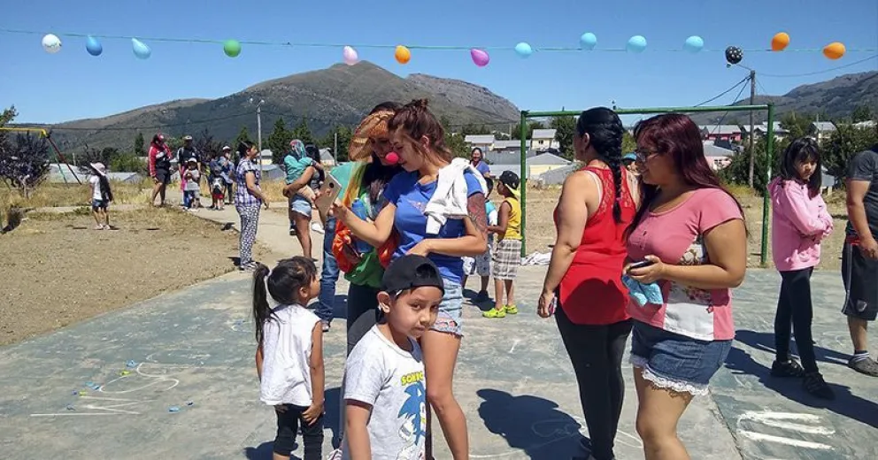 Miembros del grupo “Progreso Juvenil” se vistieron de Reyes Magos