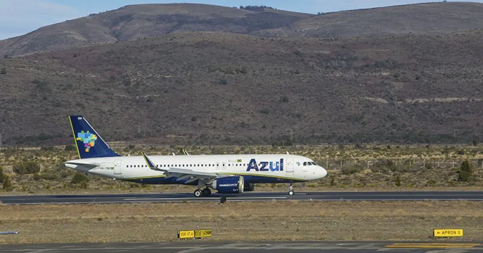 Latam y Azul ya venden vuelos directos de Brasil a Bariloche en invierno