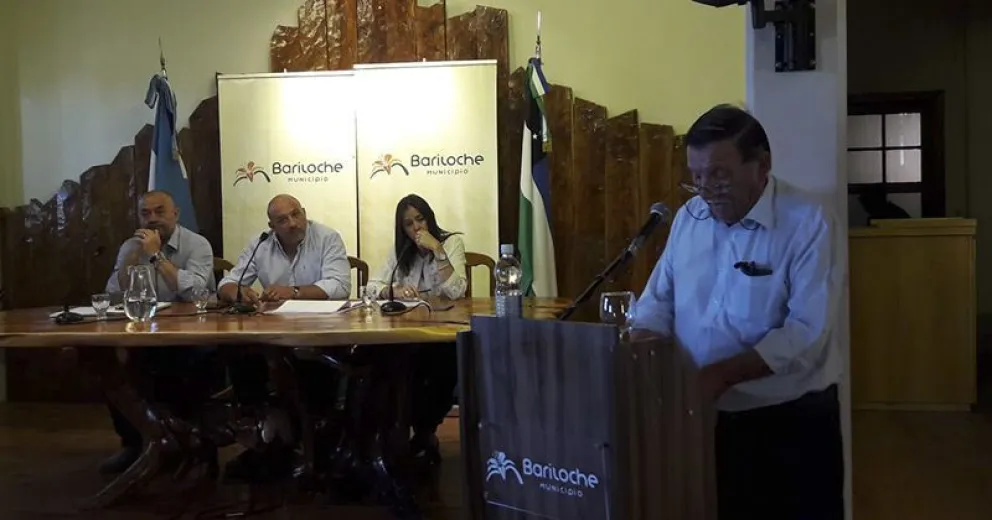 Solo subirse a un taxi en Bariloche costará 50 pesos