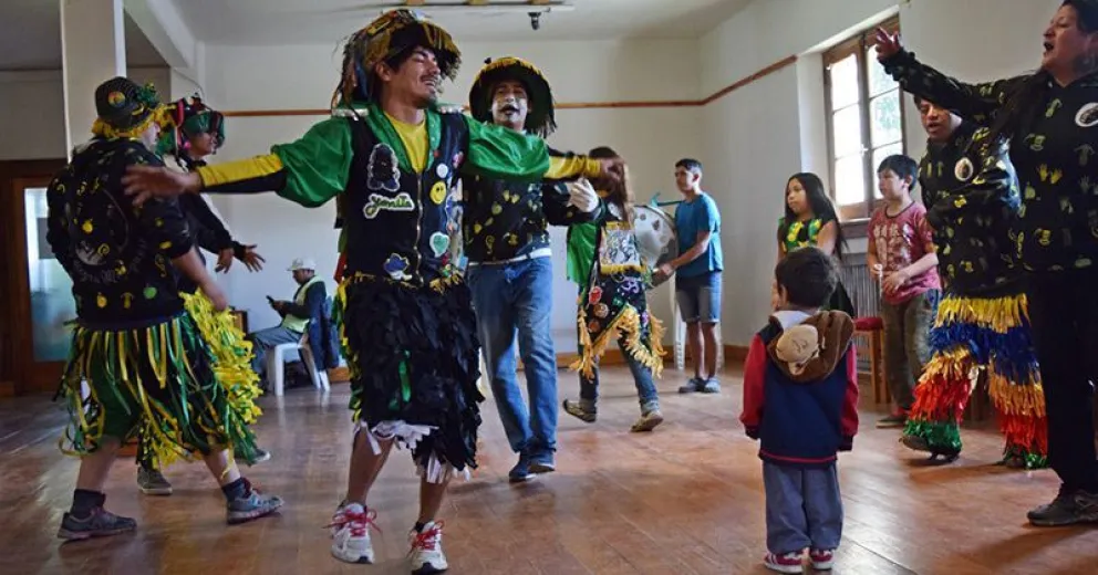 Sábado a puro carnaval con La Negra Murguera