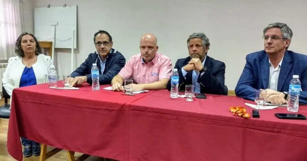 Rubinstein en Epuyén: "Esperemos que el brote de hanta se contenga en las próximas semanas"