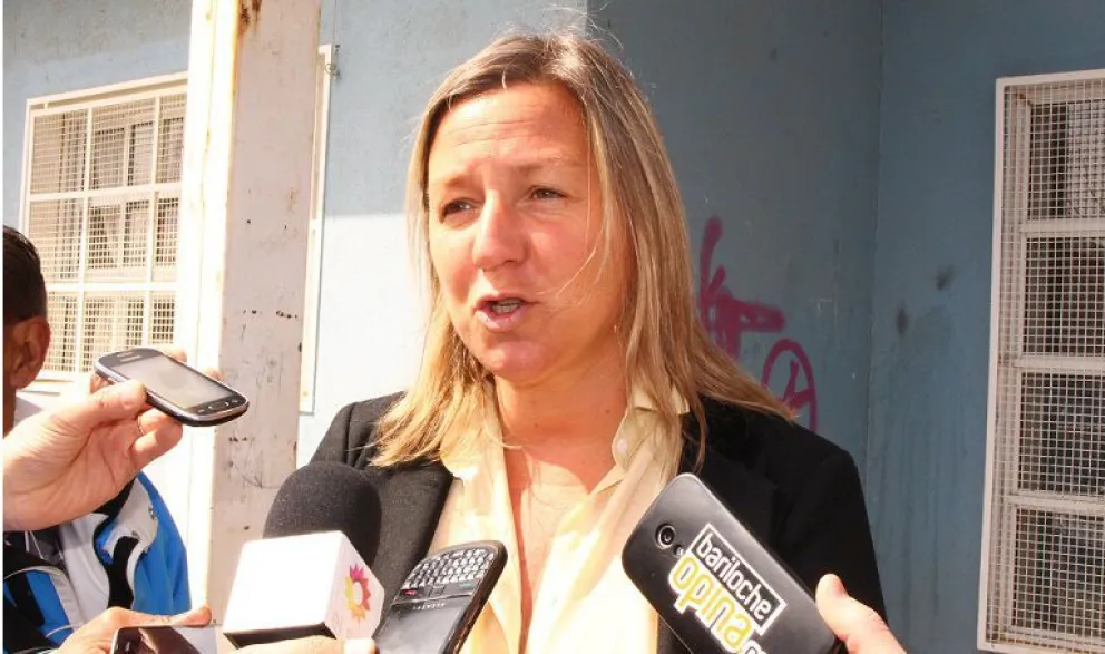 “El gobierno de Martini maltrató a la Tres de Mayo, hizo un desastre”   