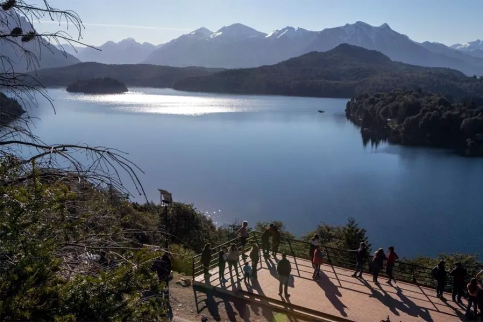 Situaciones que ponen en riesgo nuestros bosques. Sucedió en este lugar pero durante la noche.