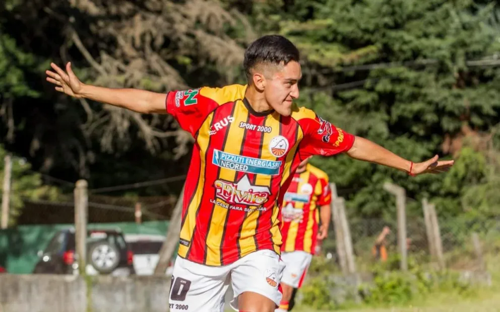 Cruz del Sur se consagró campeón invicto y mandó a Cristal a la “B”