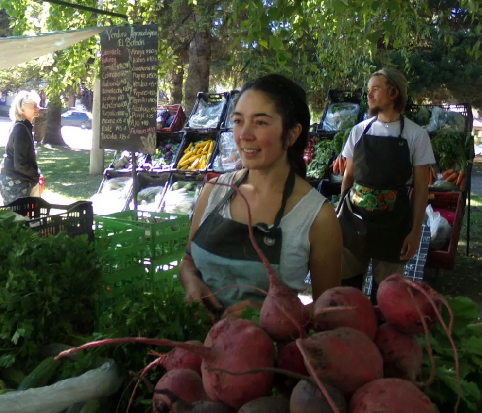 En noviembre vuelve la Feria Franca de Agricultores del Nahuel Huapi a la plaza Belgrano