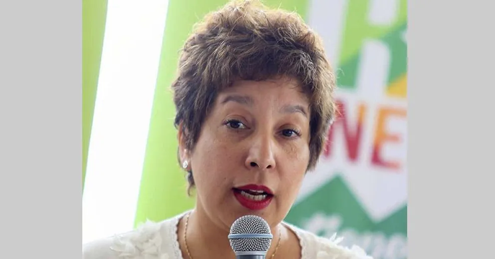 Suena cada vez más firme el nombre de Arabela Carreras como candidata a vice