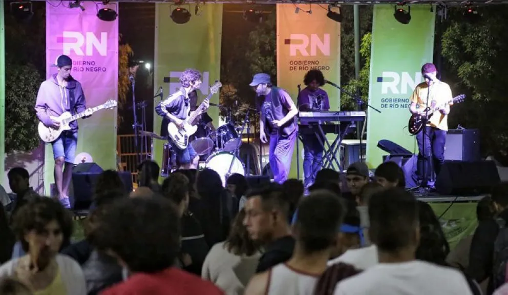Teatro y música para este fin de semana en las playas rionegrinas   