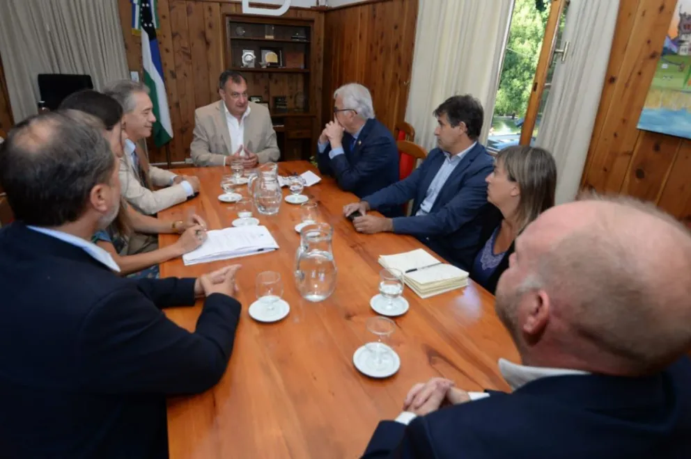 El municipio acordó puntos de colaboración con la Región de los Lagos de Chile