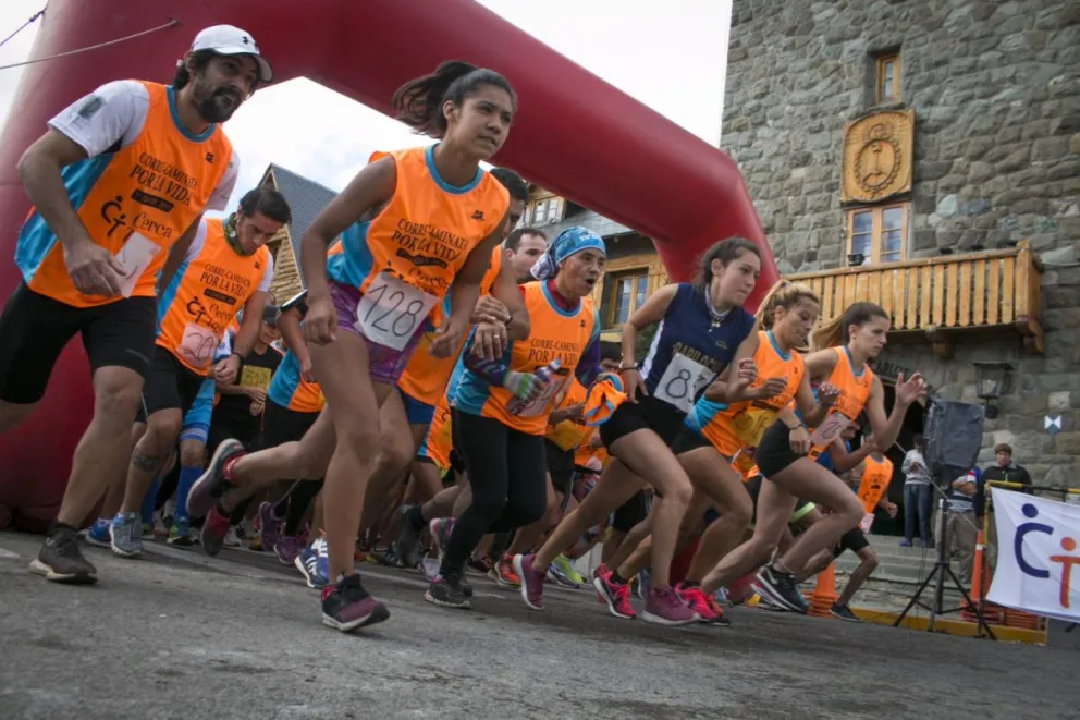 Cientos de personas participaron de la Corre-caminata por la Vida