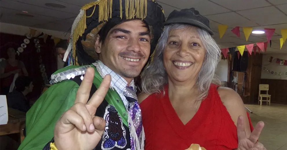 El precarnaval se hizo sentir en El Frutillar