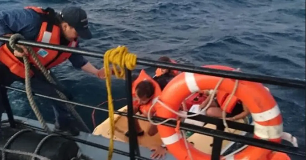Prefectura asistió a navegantes en el Nahuel Huapi y Villa Pehuenia