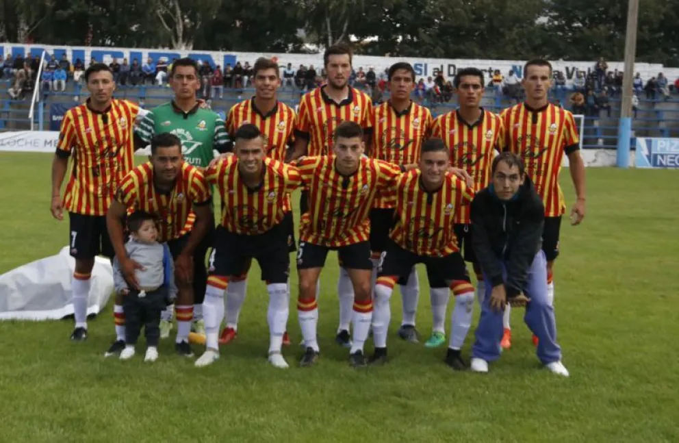 Ante Pacífico Cruz del Sur logró una victoria en su despedida