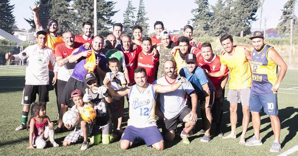 Ferro se quedó con el torneo relámpago de peñas y filiales a beneficio de Thiago