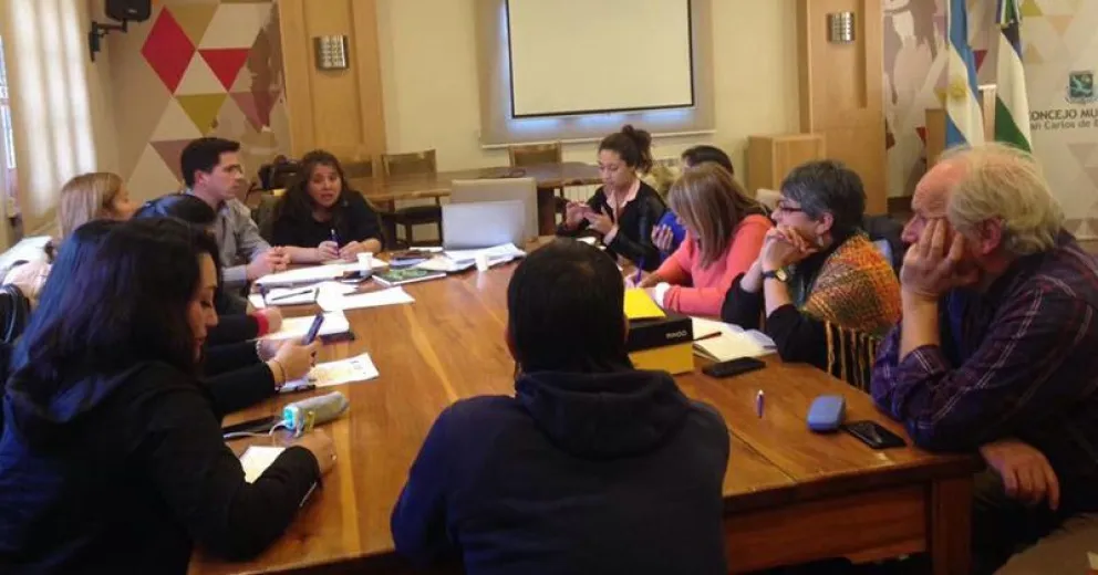 La Mesa 6 de Septiembre valoró acciones preventivas en “Pinta Bariloche”