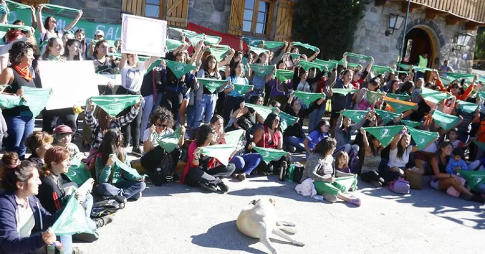 Pañuelazo en el Centro Cívico para pedir por la legalización del aborto