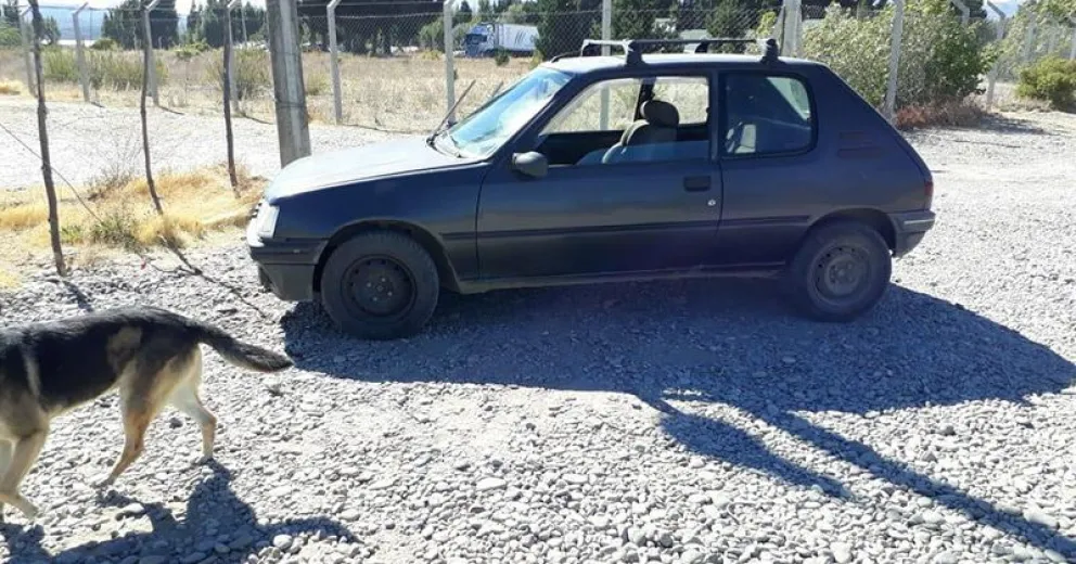 Llevó su auto a verificar y terminó involucrada en una causa por encubrimiento