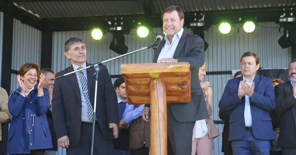 Pilcaniyeu celebró aniversario con festejos  tradicionalistas y obras para el futuro   