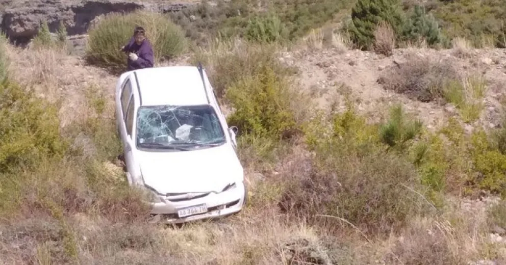 Un auto se despistó en la ruta de Circunvalación