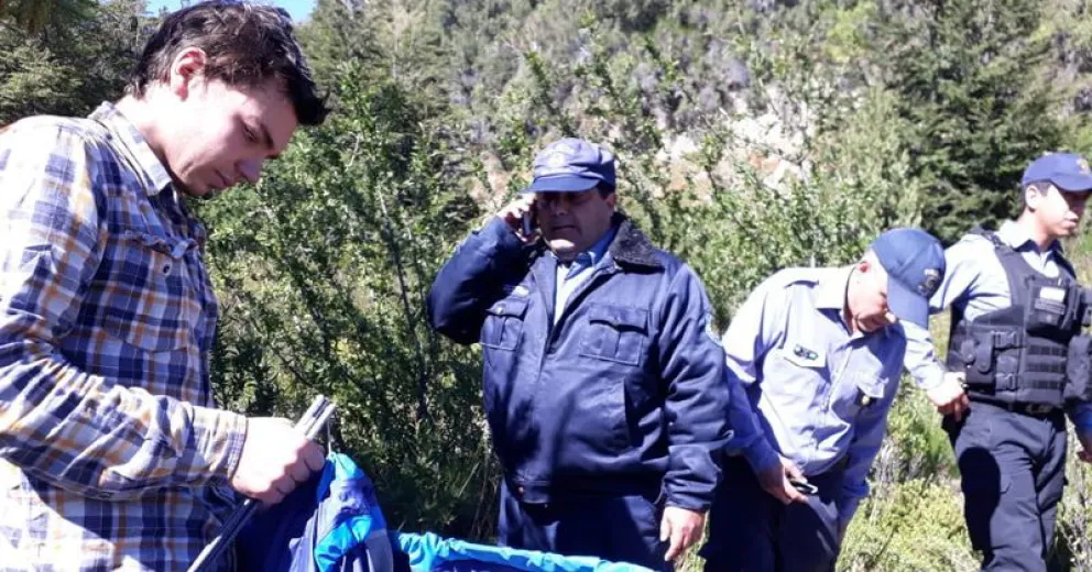 Efectivos policiales en el lugar del hallazgo