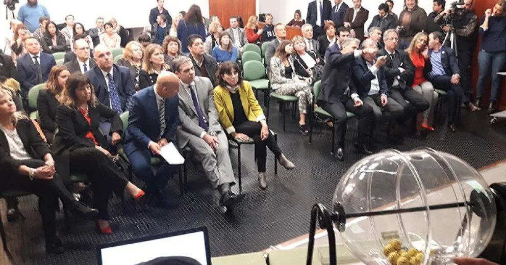 Juicio por Jurados: el 41 por ciento de los ciudadanos sorteados ya está en condiciones de ser convocado