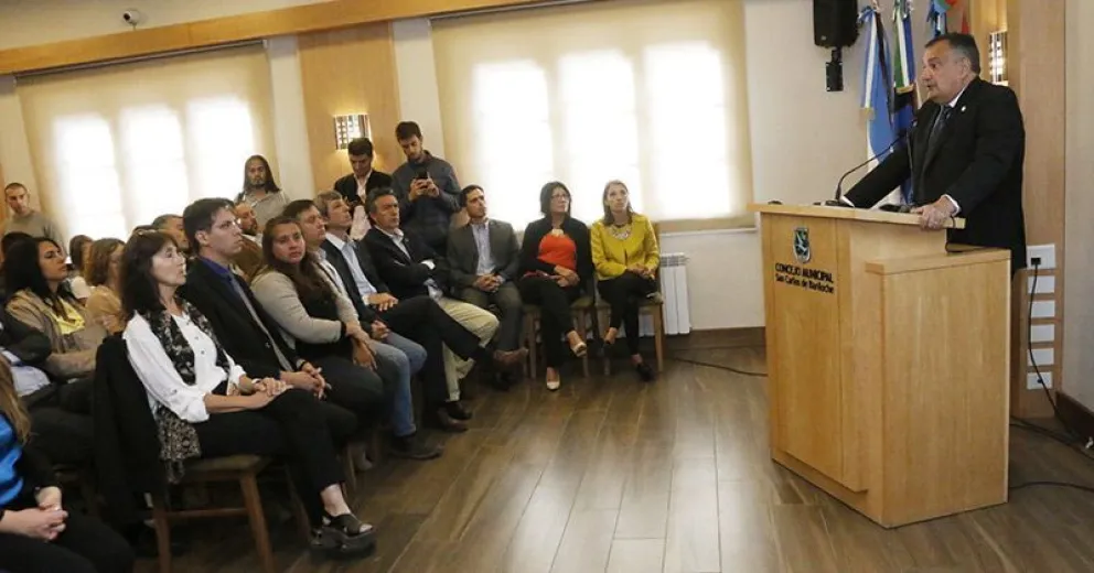 Gennuso: “Tenemos que resolver los problemas de hoy y del pasado”
