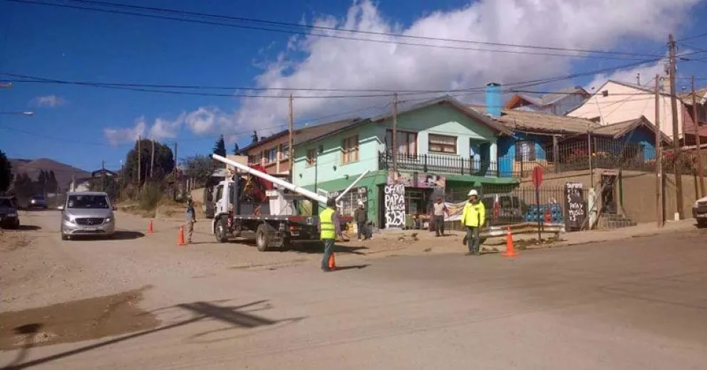 Instalan cámaras de seguridad en la barda del Ñireco