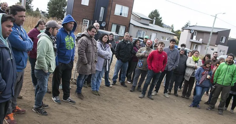 Vecinos de El Cóndor se sienten “abandonados”