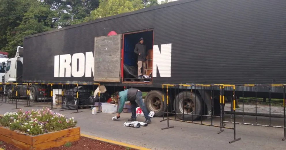 Comenzaron en el Centro Cívico los preparativos para el IronMan