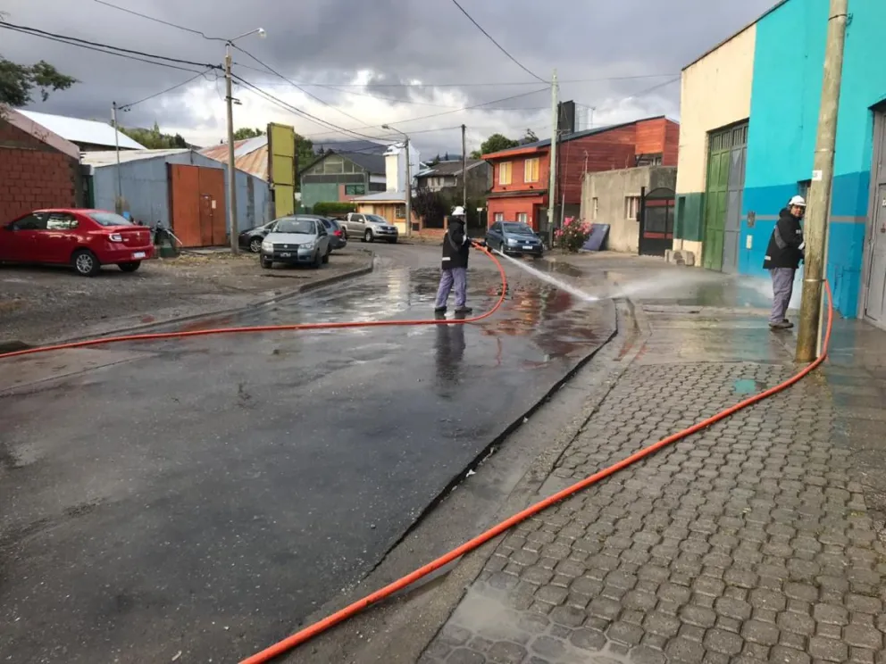 La Cooperativa resarcirá a los vecinos que padecieron el desborde de las cloacas