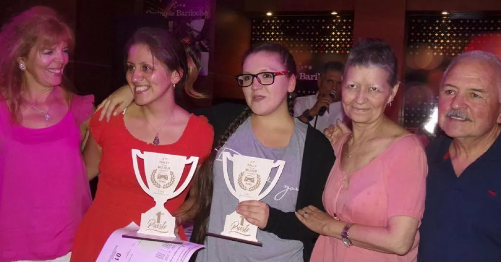 Las ganadoras del Rally de la Mujer 2019 y de la copa especial Enevoldsen.