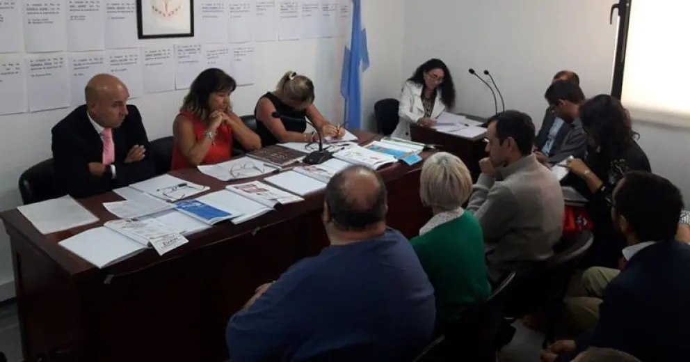 Por primera vez en Río Negro las boletas de la elección provincial llevarán color