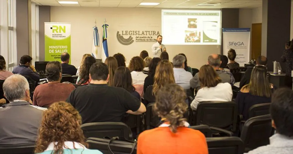 Río Negro entre las primeras provincias en sumarse al sistema federal para control de alimentos   