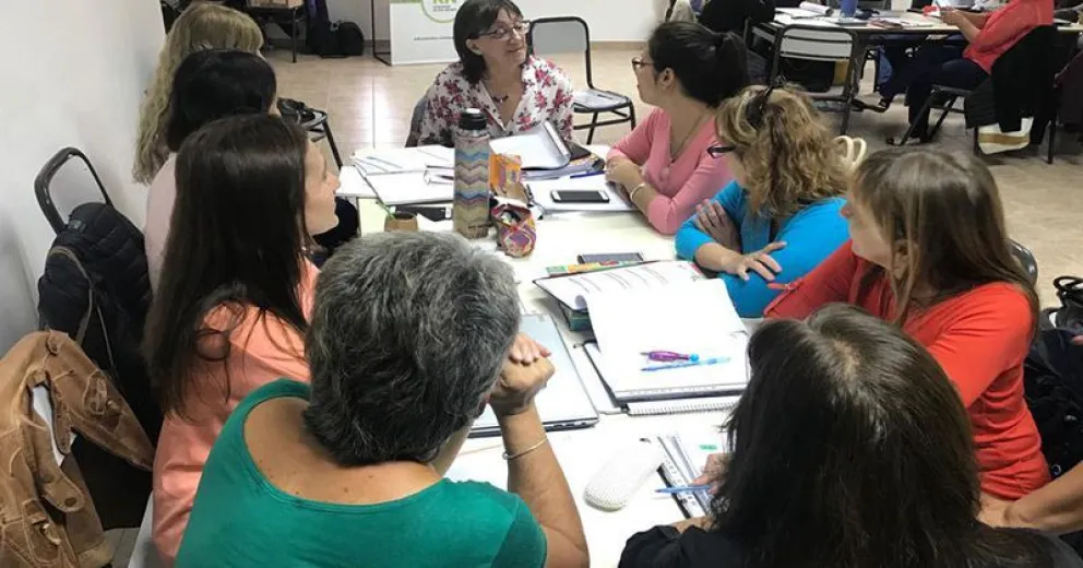 Los jurados ya trabajan para el concurso de directivos escolares   
