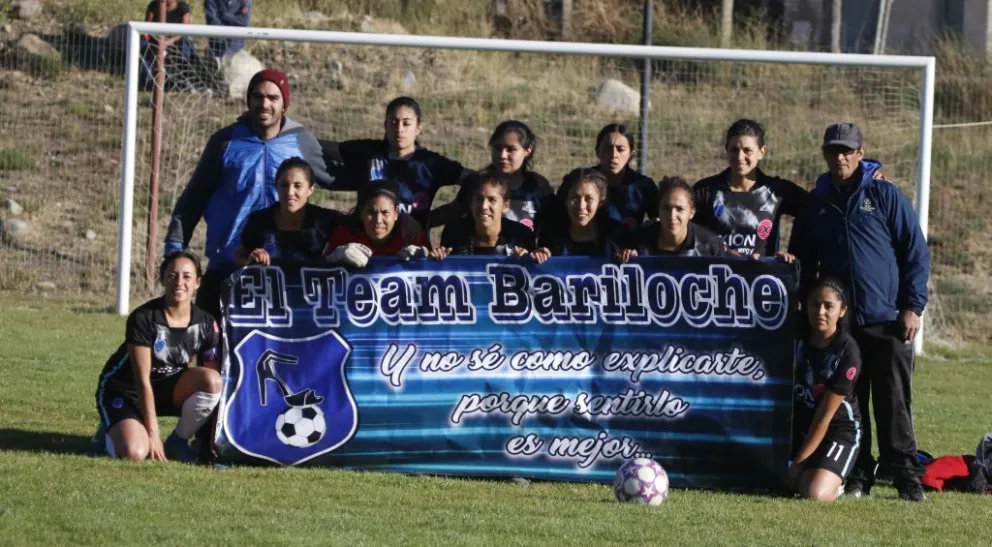 En la cancha “Ni Una Menos” arranca el femenino