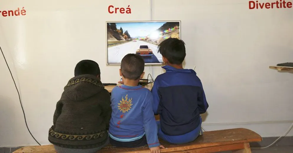 El centro cultural Ruca Che implementa un proyecto de acercamiento tecnológico para todos los vecinos