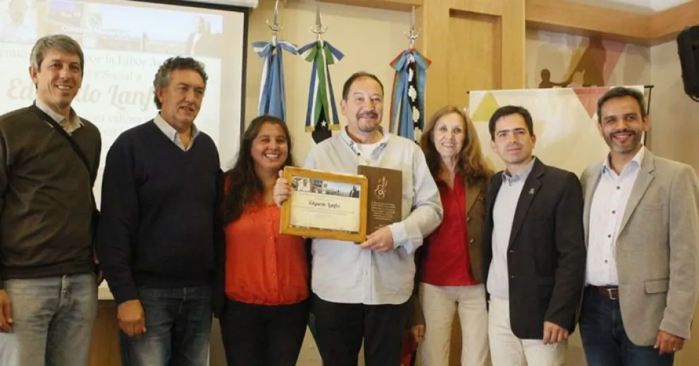 Emotivo reconocimiento a Edgardo Lanfré en el Concejo Municipal