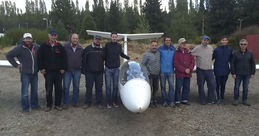 Bariloche cuenta con cinco nuevos pilotos de planeadores