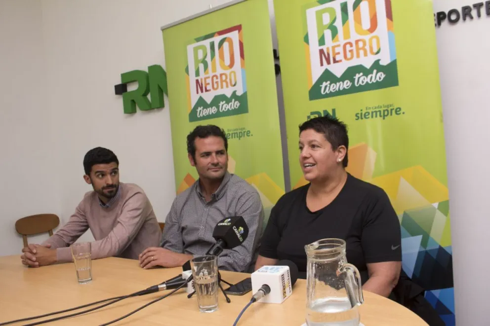 Fiesta del Vóley en  Dina Huapi: presentaron la Copa Gigantes de Malvinas