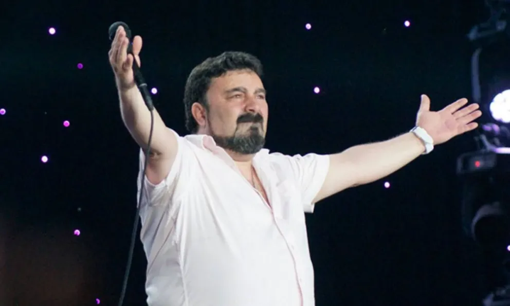 Amar Azul se presenta en la Fiesta de la Cordialidad de Comallo