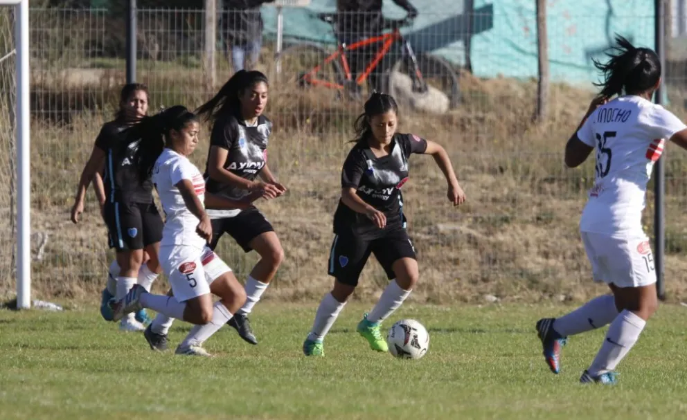 El Team superó a Pinocho en la fecha del fútbol femenino