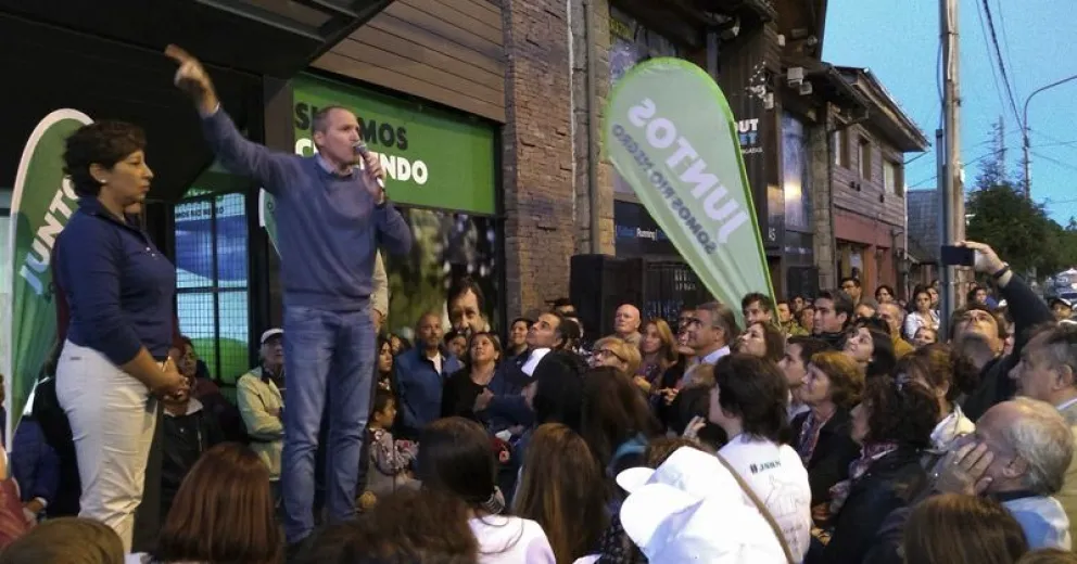 Arabela Carreras y Alejandro Palmieri, Juntos en Bariloche
