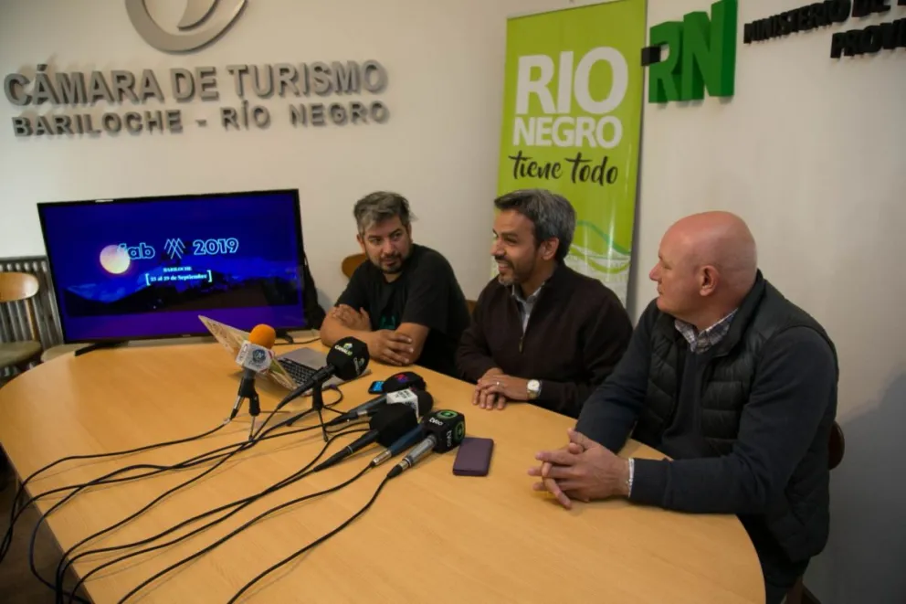Convocan a realizadores y productores del país a participar del FAB   