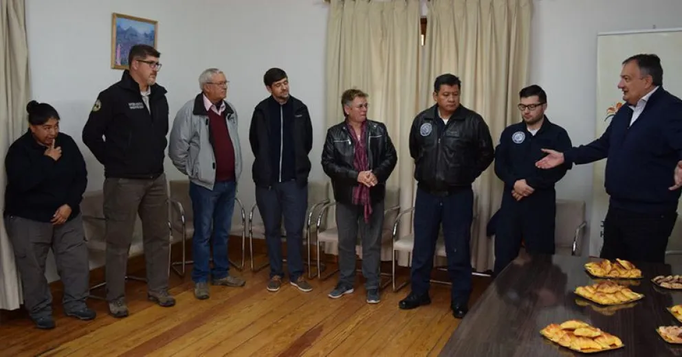 Gennuso agasajó y agradeció a los combatientes de incendios