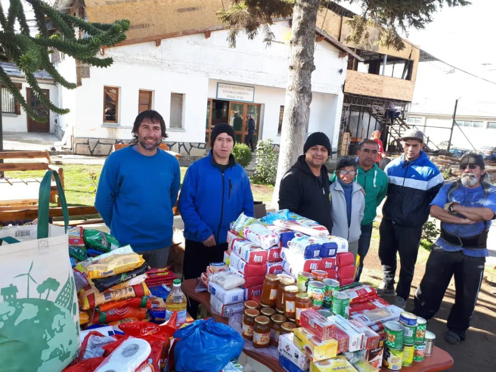 Internos del Penal 3 realizaron una colecta de alimentos para ayudar a familias necesitadas