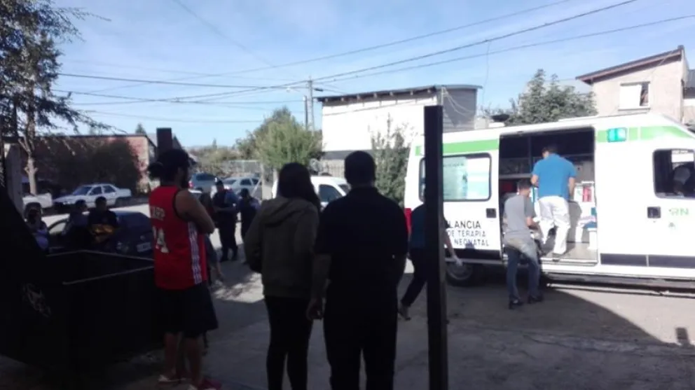 Un joven apuñaló a otro cuando salieron de votar