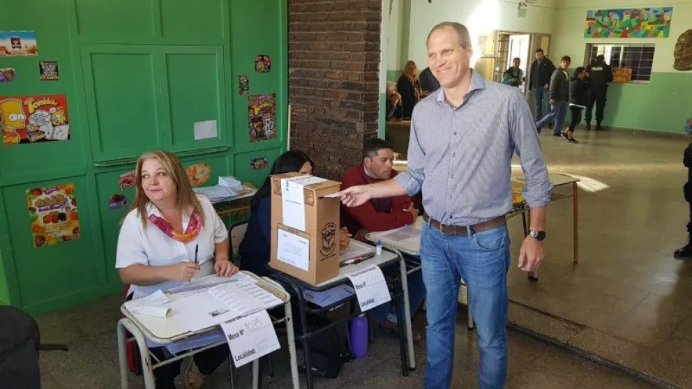 “En la mesa que votó el intendente de Roca ganó Juntos”