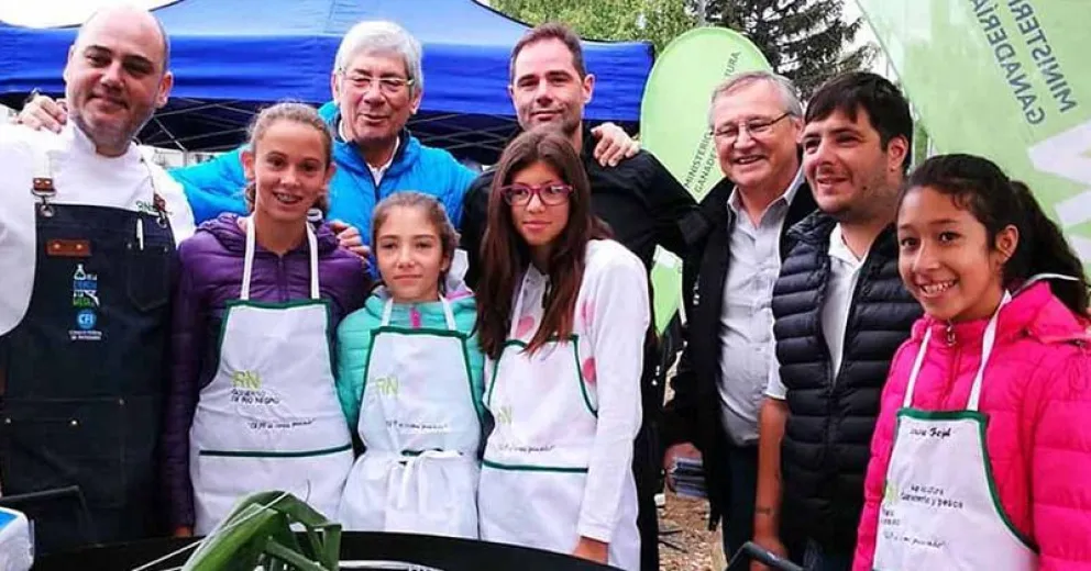 La promoción del consumo de pescado es un éxito en toda la provincia