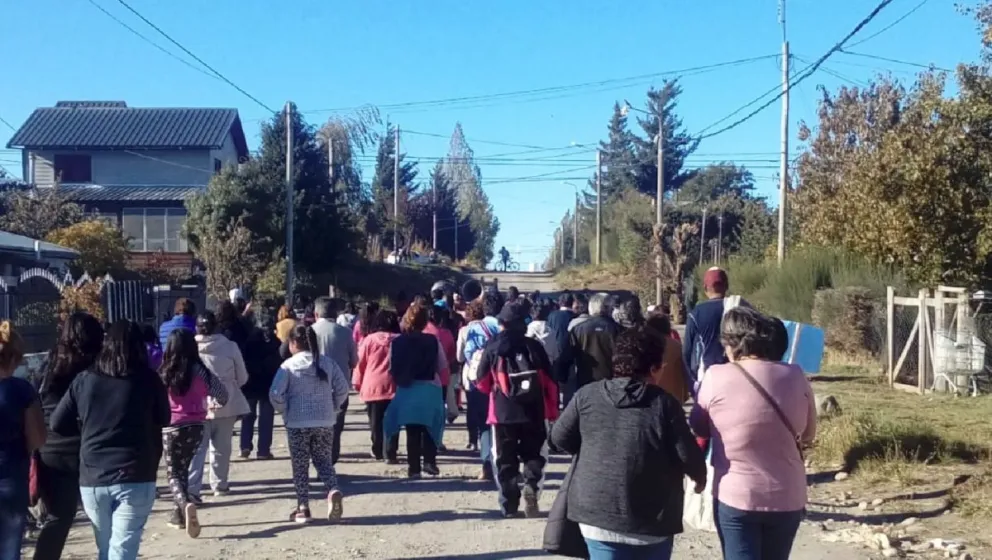 Se realizó el Vía Crucis en El Frutillar